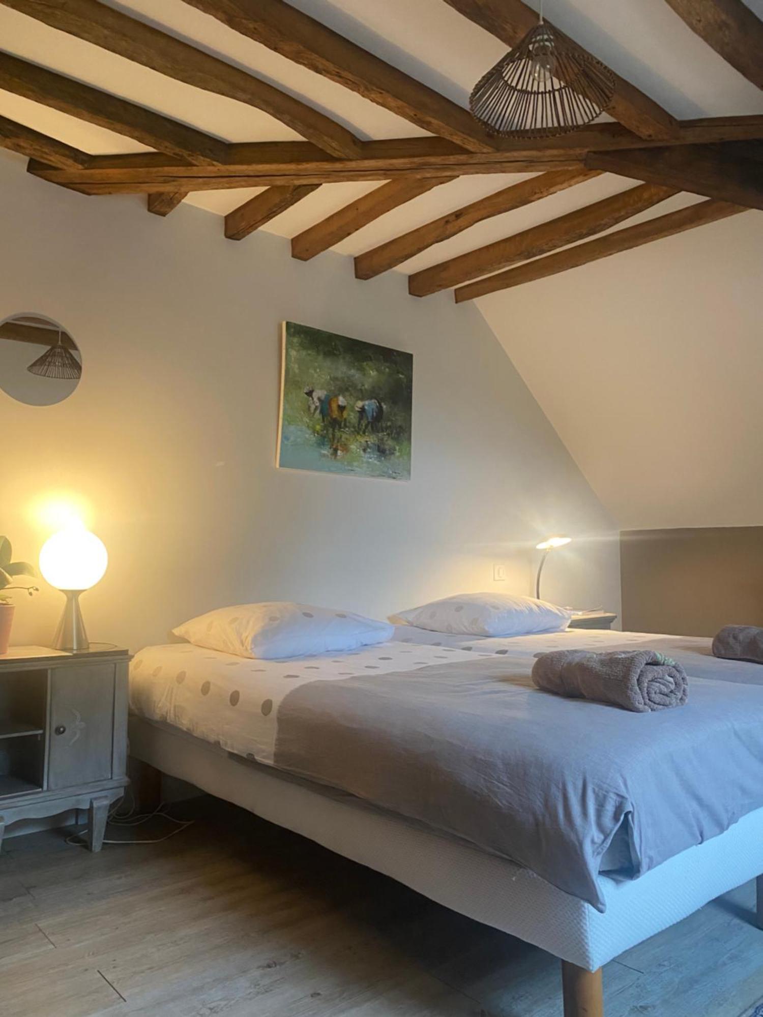 Les Couleurs Du Verger Beaumont-les-Autels 外观 照片